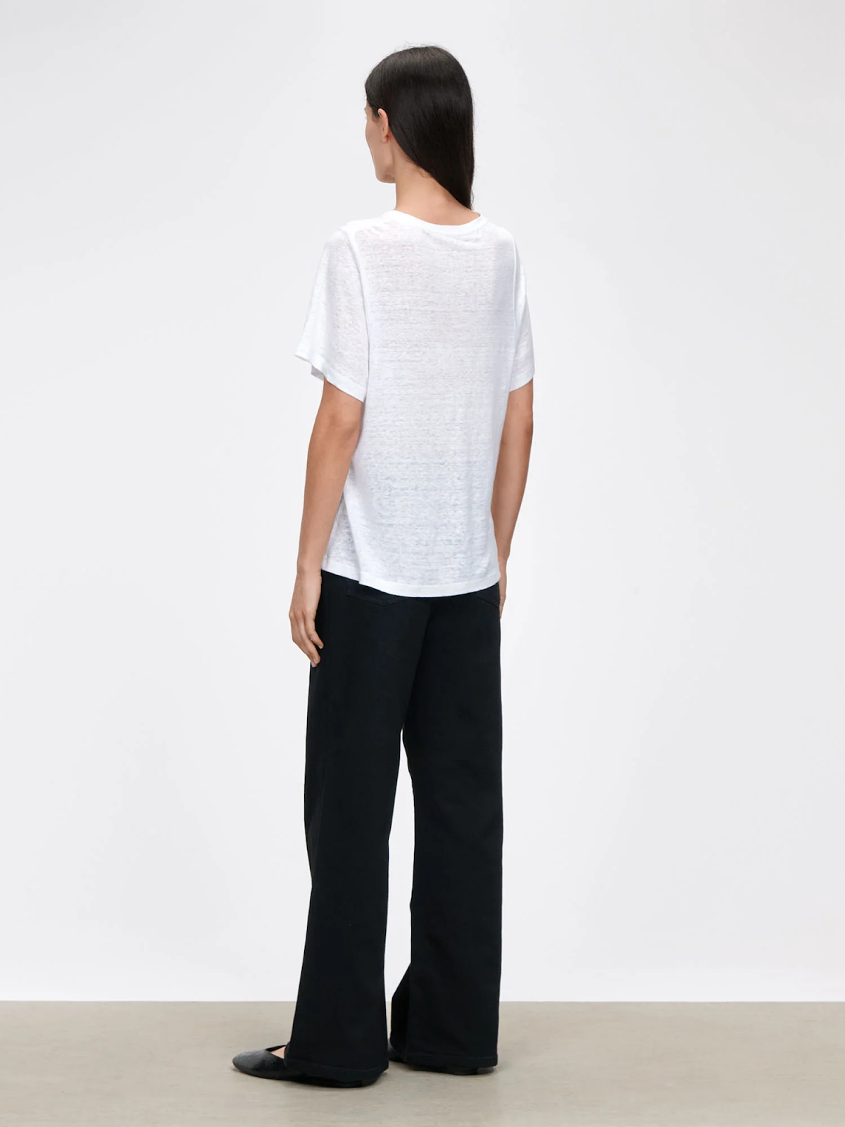 Linen Curved Armhole Tee (size L) image 1