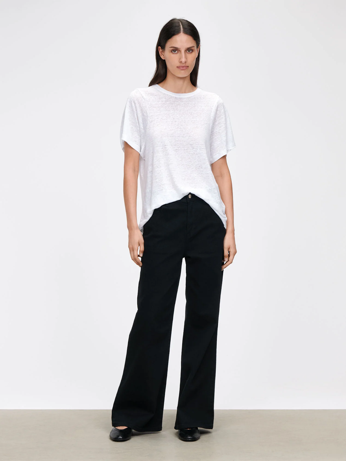 Linen Curved Armhole Tee (size L) image 2